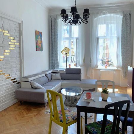 Rynekart Apartment Свидница Экстерьер фото